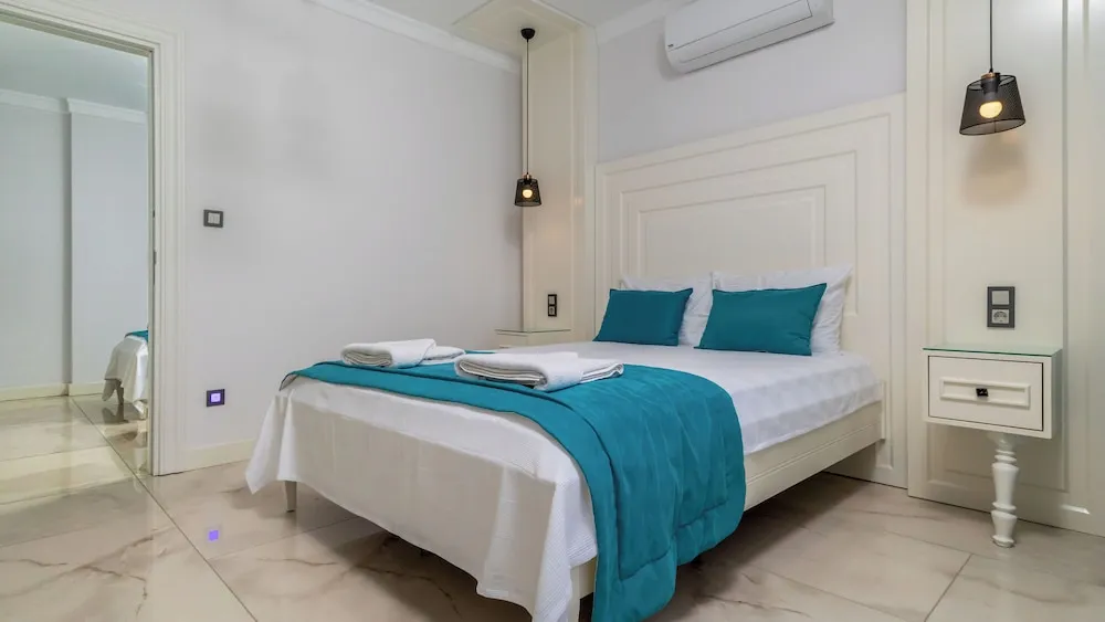 Deluxe Dört Kişilik Oda