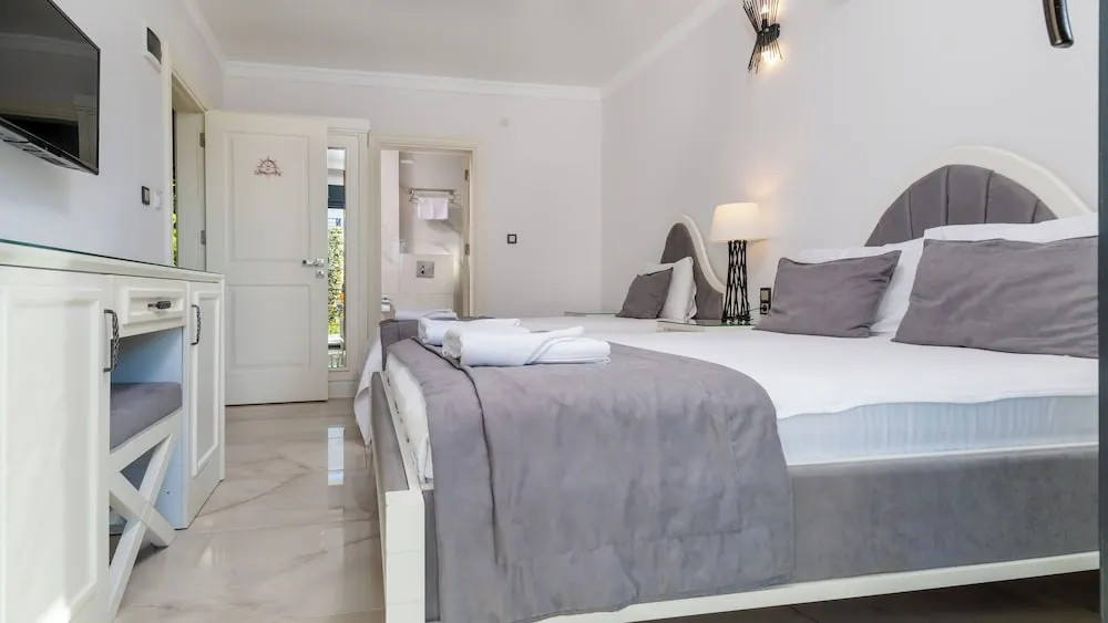 Deluxe Üç Kişilik Oda