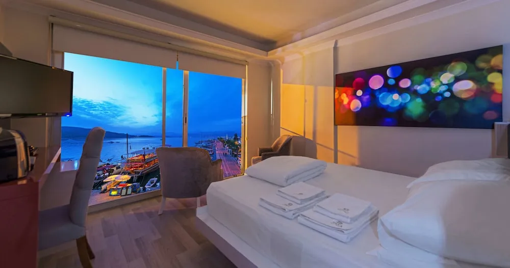 Large Sea View Room