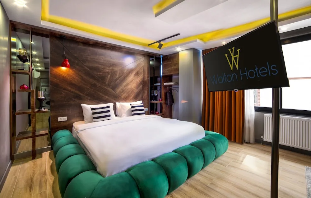 Standard Süit, 1 Büyük (Queen) Boy Yatak