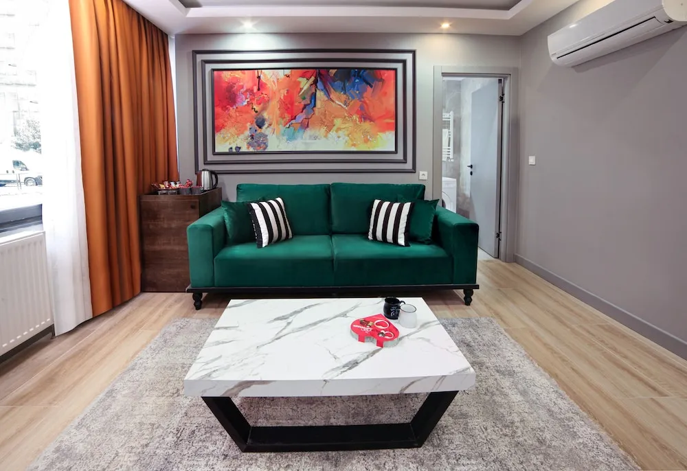 Standard Süit, 1 Büyük (Queen) Boy Yatak