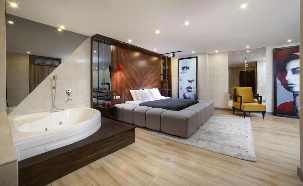 Luxury Süit, 1 En Büyük (King) Boy Yatak