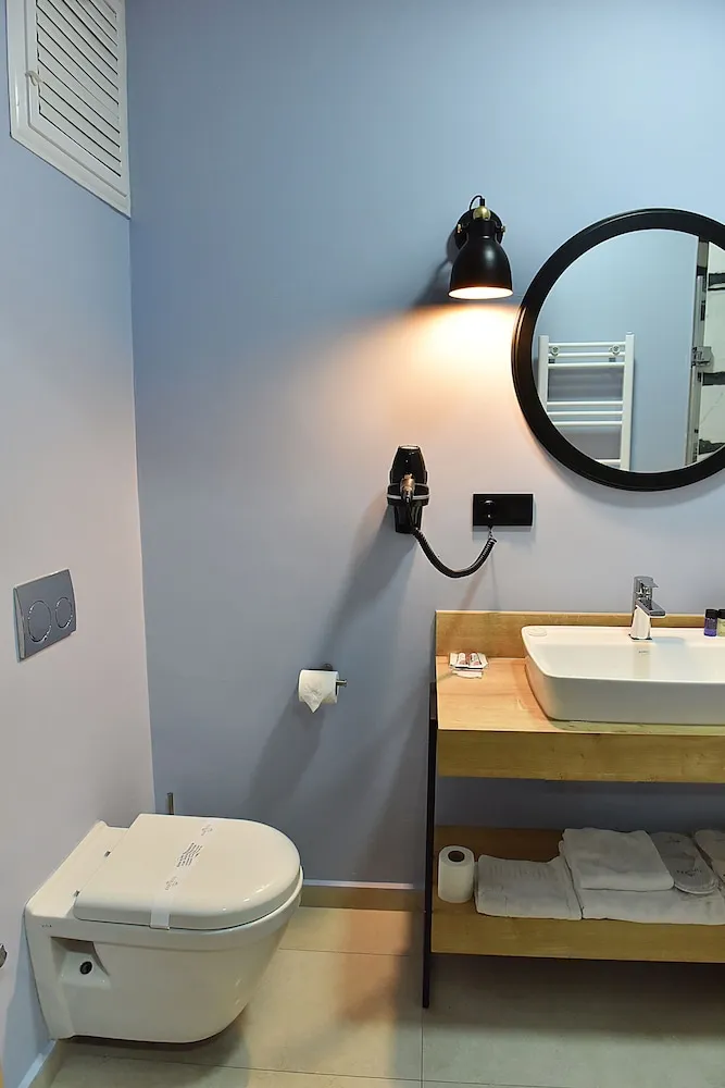 Comfort Oda, 1 Yatak Odası, Buzdolabı ve Mikrodalga, Şehir Manzaralı
