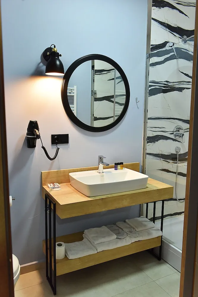 Comfort Oda, 1 Yatak Odası, Buzdolabı ve Mikrodalga, Şehir Manzaralı