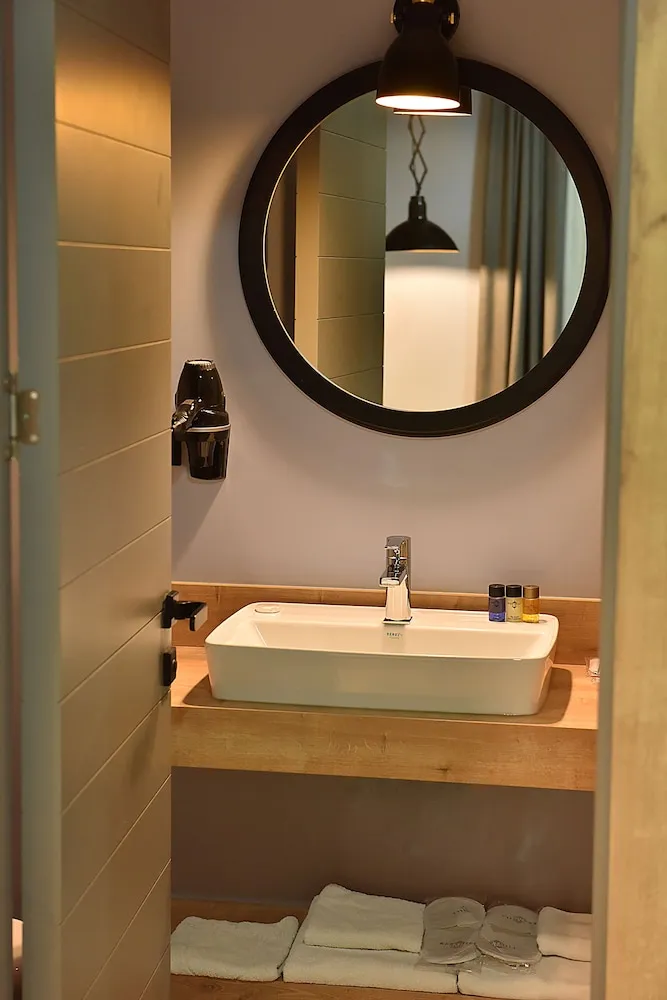 Comfort Oda, 1 Yatak Odası, Buzdolabı ve Mikrodalga, Şehir Manzaralı