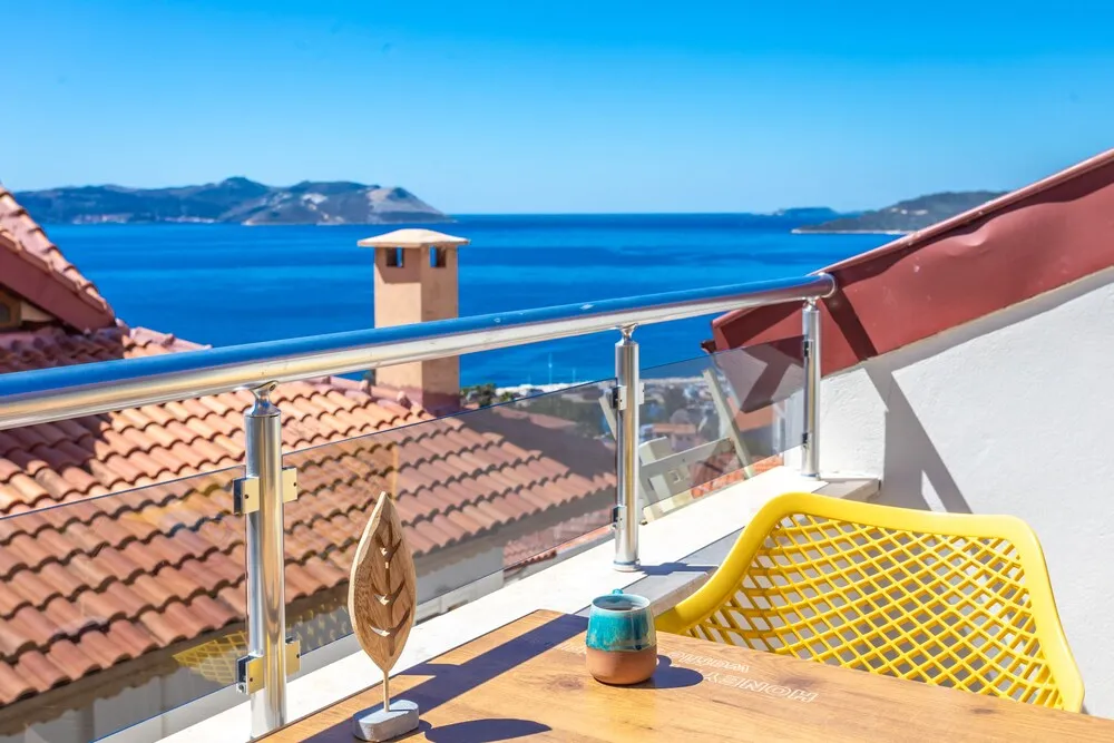 Standard Çatı Katı Süiti (Penthouse), 1 Yatak Odası, Kısmi Deniz Manzaralı