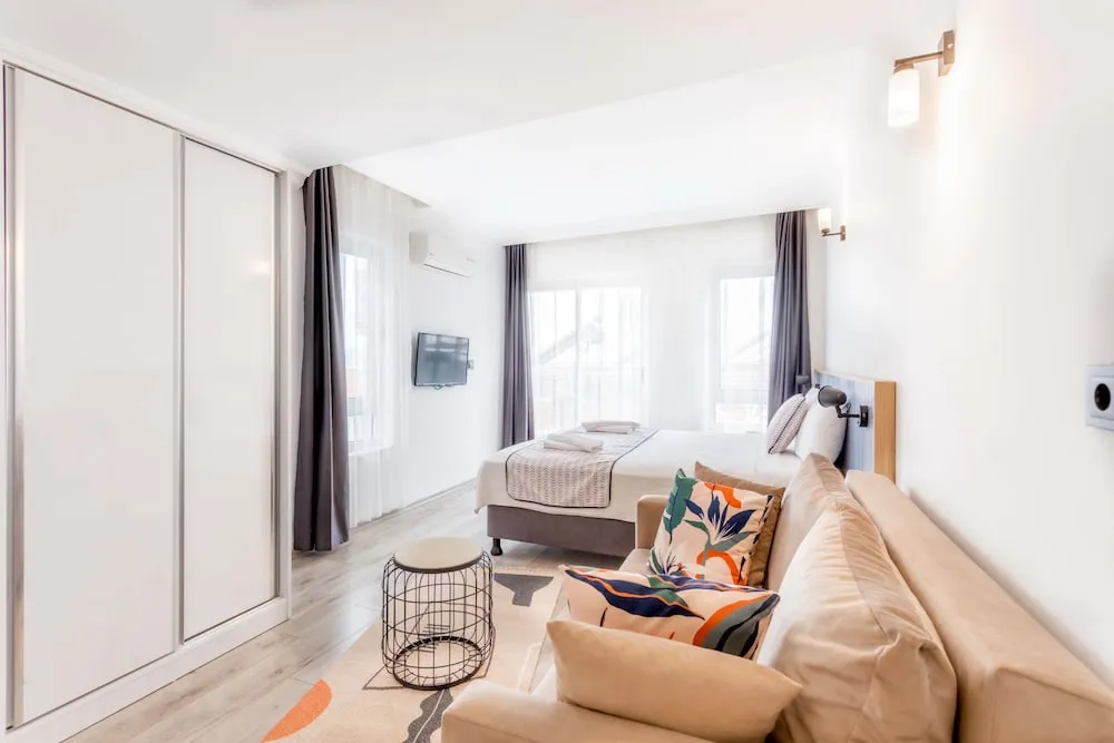 Bella Economy Studio