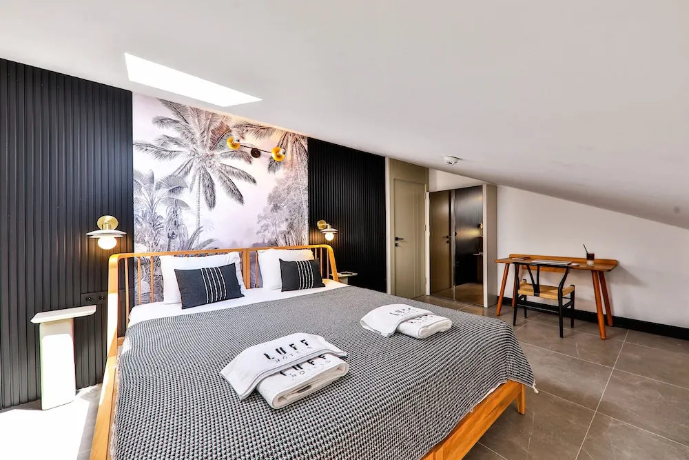 Economy Çatı Katı (Loft)
