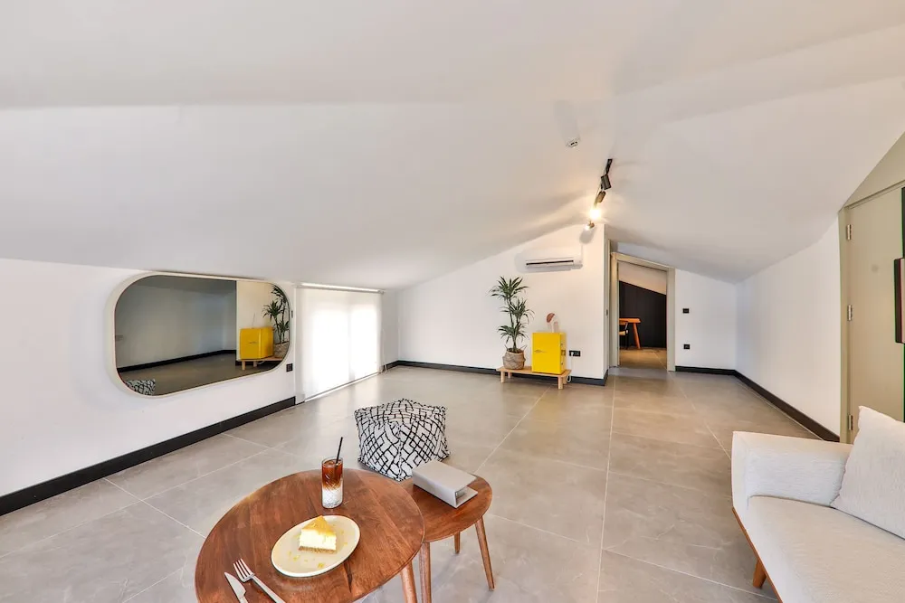 Çatı Katı (Loft), Balkon/Veranda