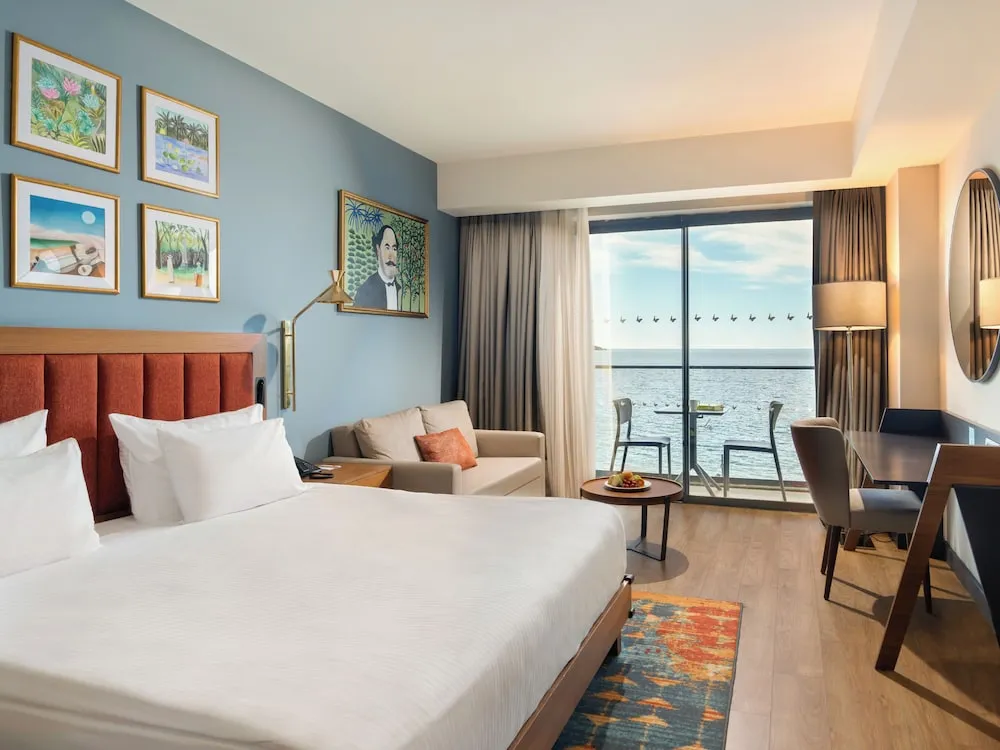DELUXE ROOM SEA VIEW