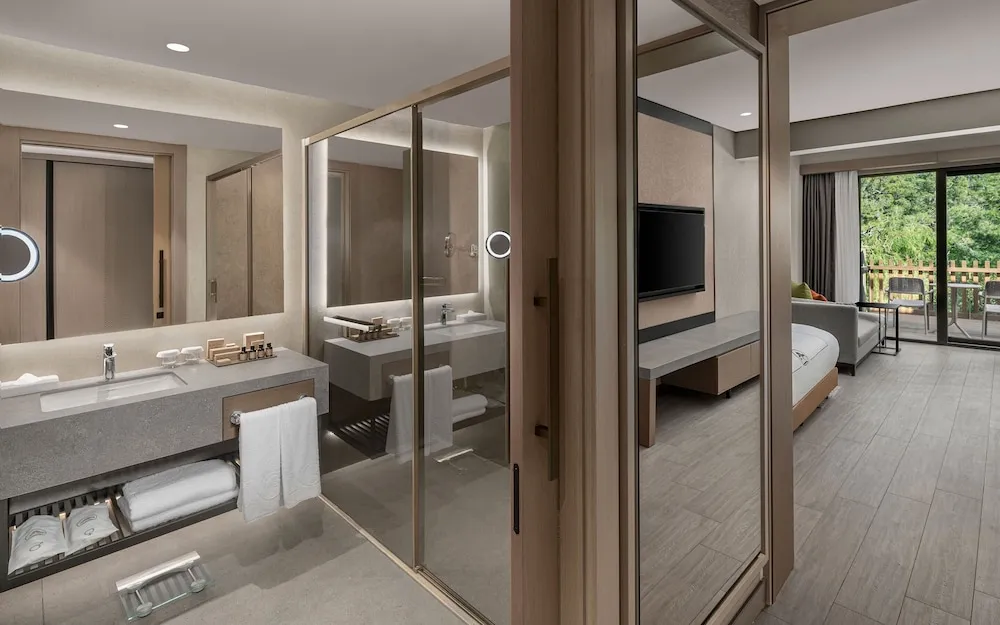 Superior Room Forest View