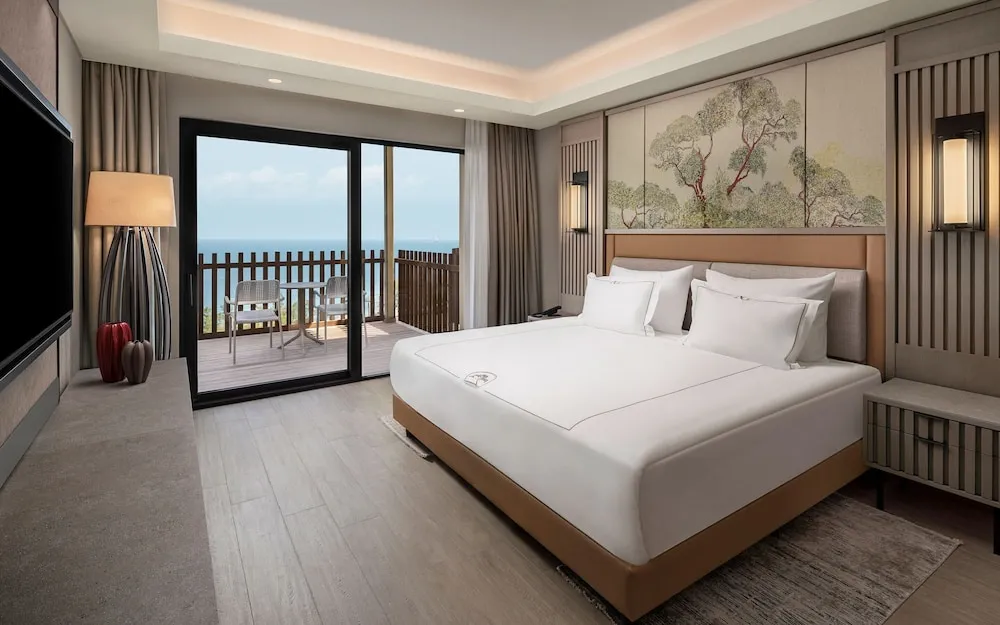 Corner Suite Unique Sea View