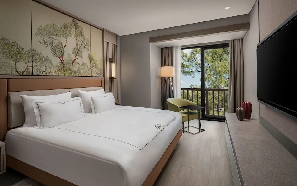 Family Room Forest View