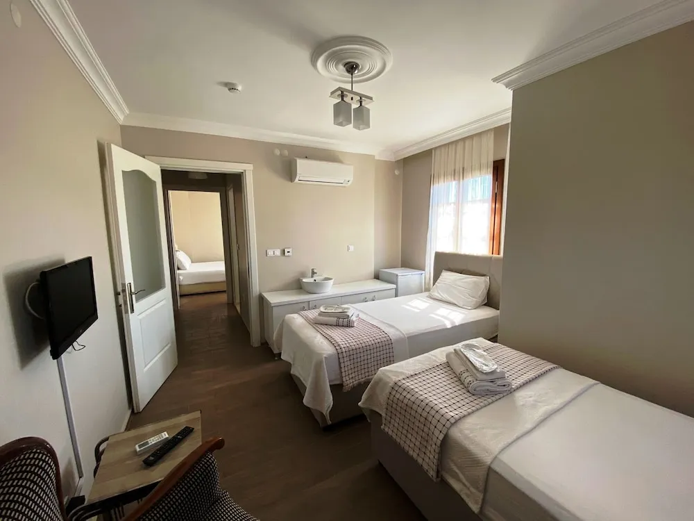 Suite (4 Kişilik)