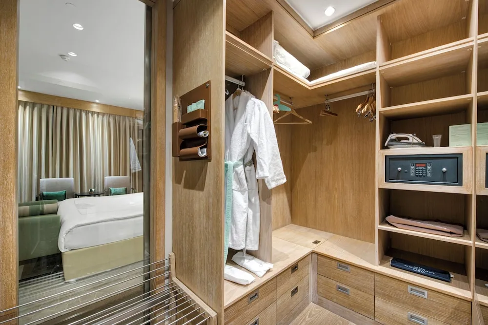 Jade Room Sea View
