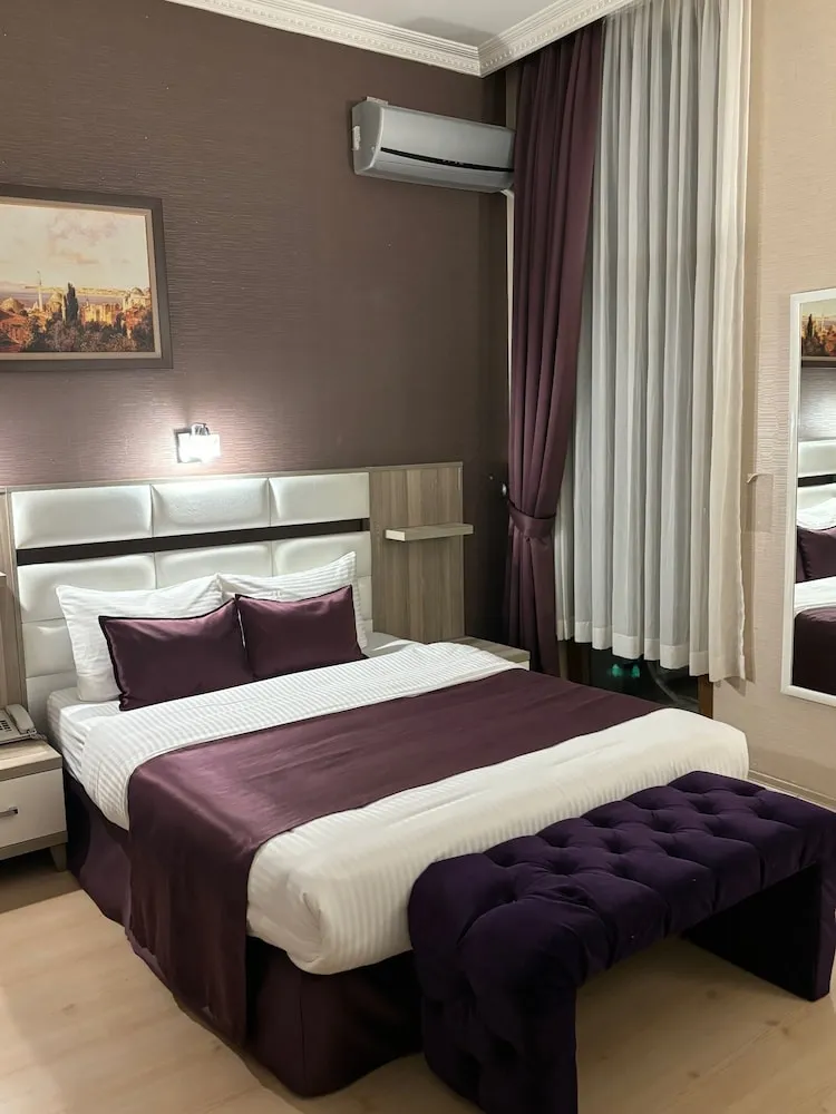 Classic Tek Büyük Yataklı Oda, Şehir Manzaralı