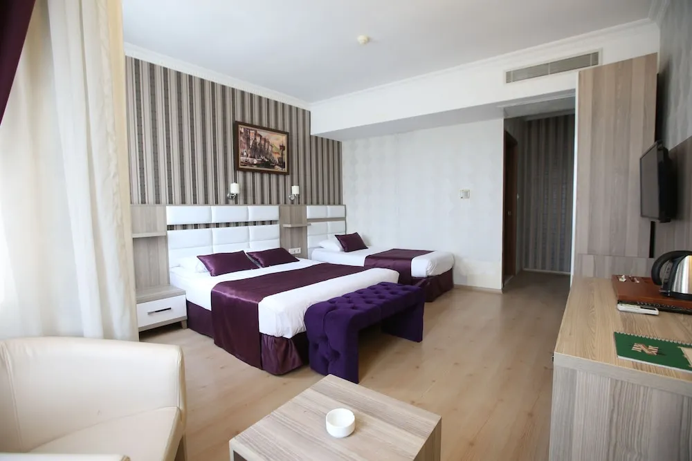 Deluxe Tek Büyük Yataklı Oda, Şehir Manzaralı