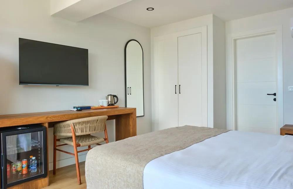 Deluxe Tek Büyük Yataklı Oda, Veranda