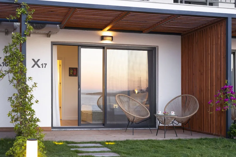 Deluxe Tek Büyük Yataklı Oda, Veranda