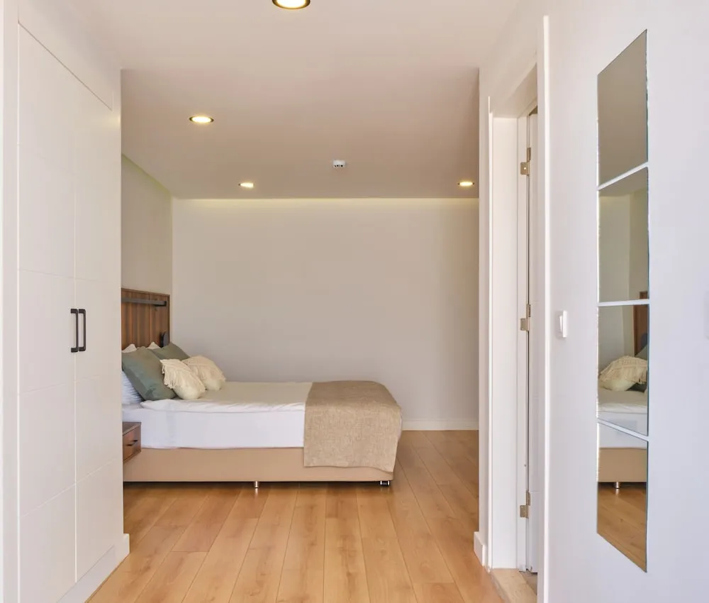 Deluxe Tek Büyük Yataklı Oda, Balkon