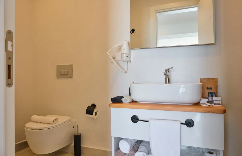 Deluxe Üç Kişilik Oda, Balkon, Deniz Manzaralı