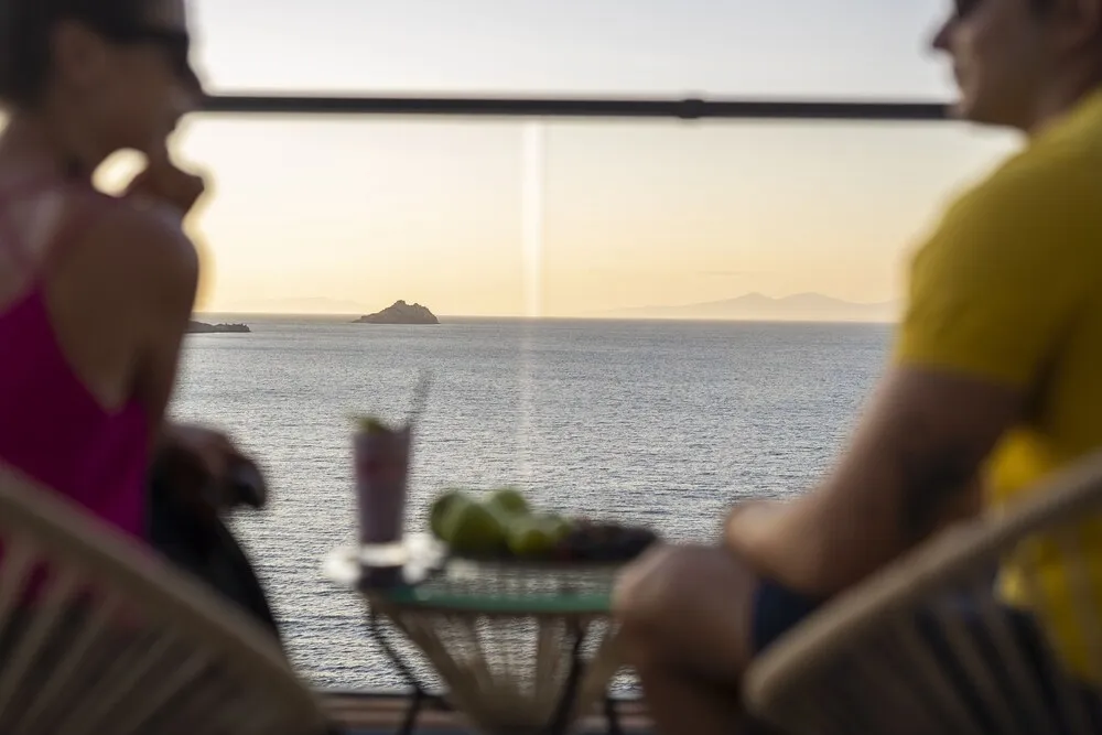 Deluxe Üç Kişilik Oda, Balkon, Deniz Manzaralı