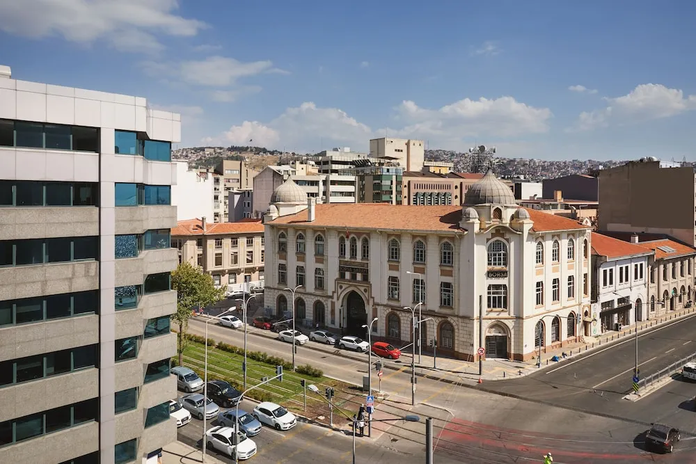 Standard Oda, 2 Tek Kişilik Yatak, Şehir Manzaralı