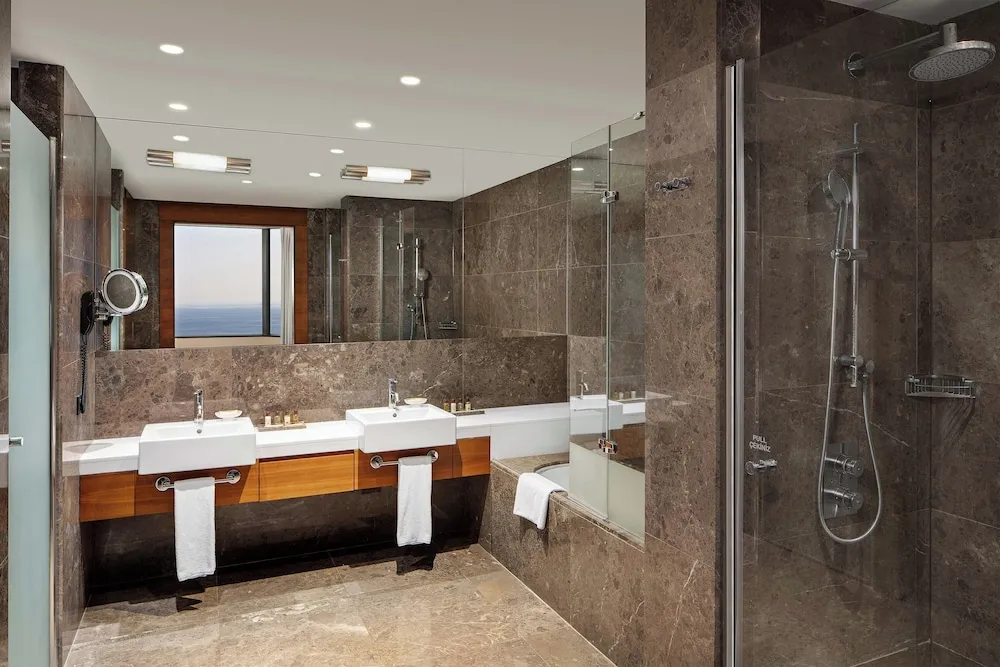Club Suite