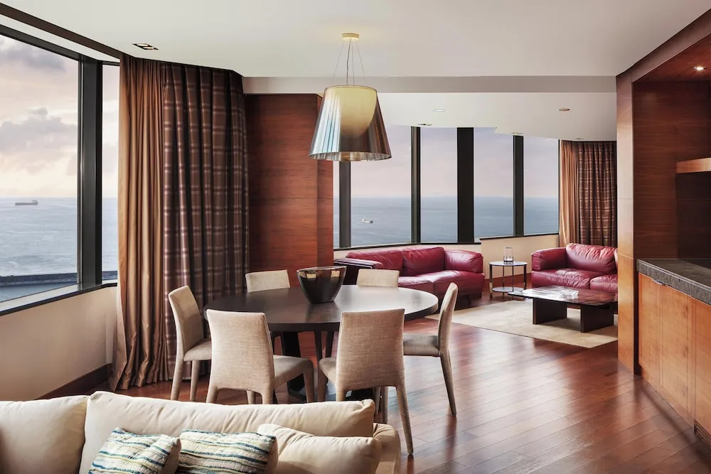 Sheraton Suite