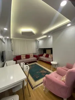 Adıgüzel Home