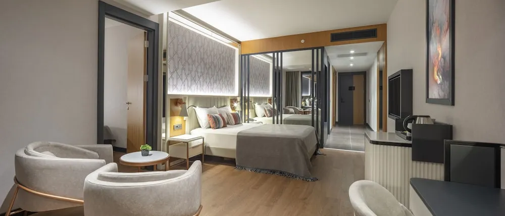 Family Sea View Room