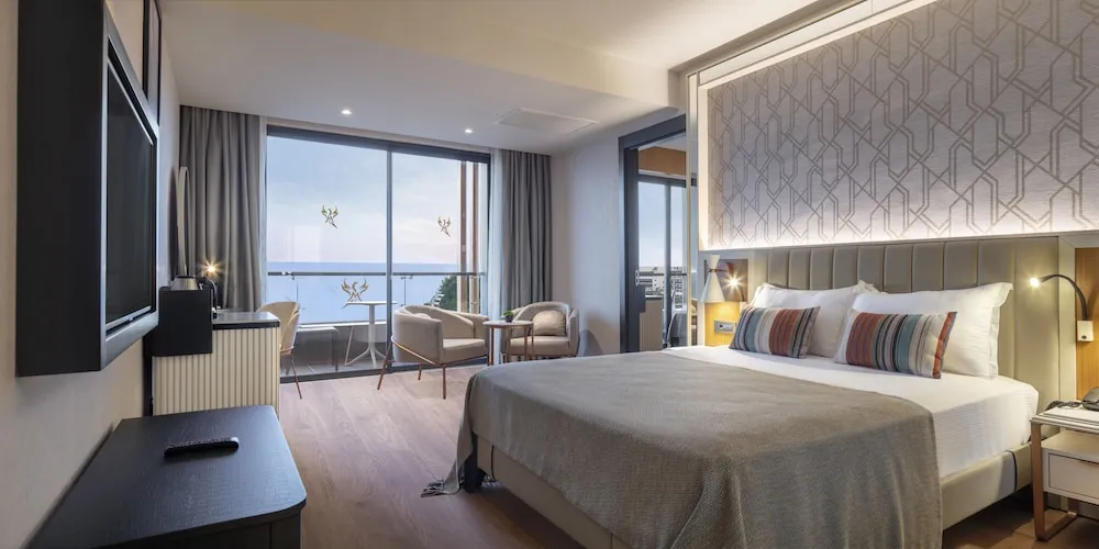 Family Sea View Room