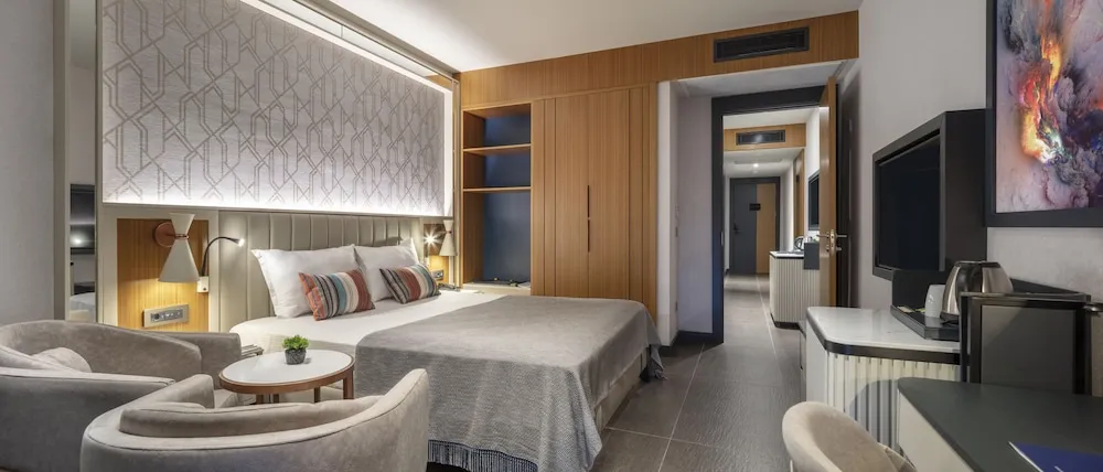 Standard Sea View Room