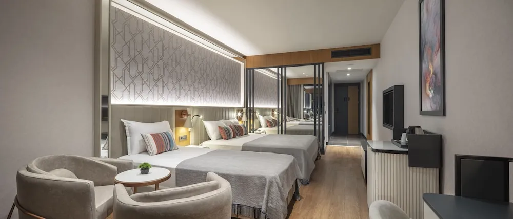 Standard Sea View Room