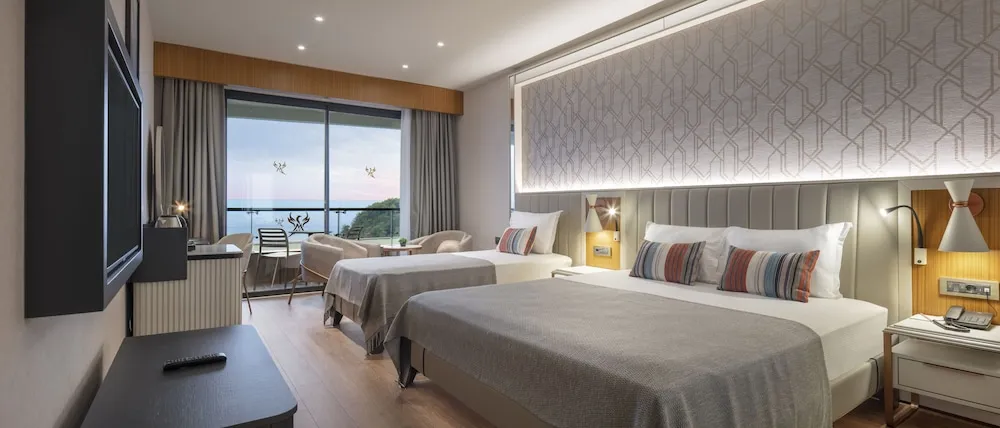 Superior Sea View Room
