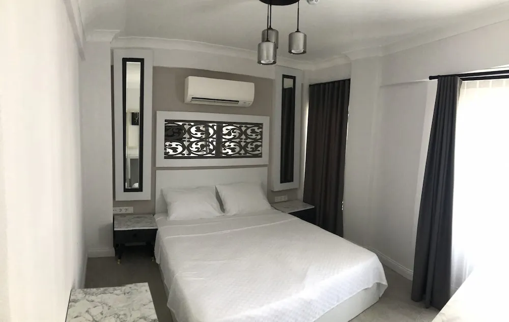 Standard Tek Büyük Yataklı Oda