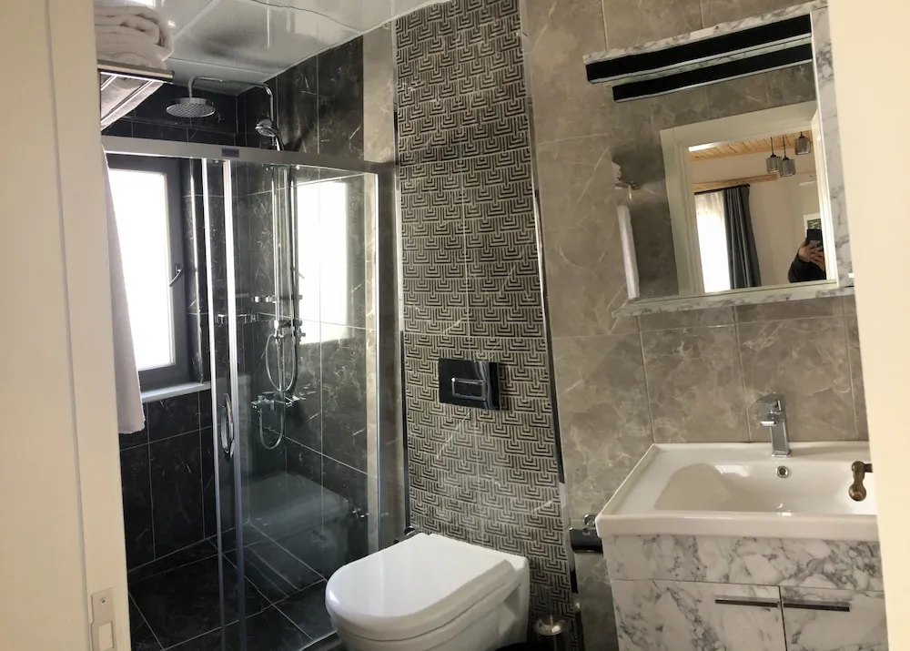 Economy Triple Room, Multiple Beds (Bodrum Kat)