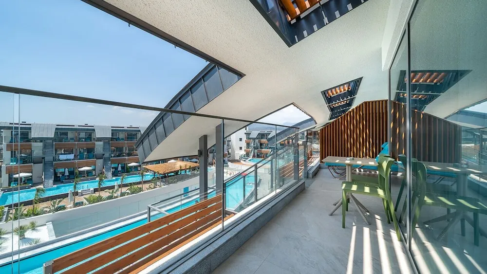 Family Room Pool Access via Stairs