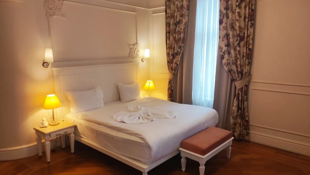Comfort Tek Büyük Yataklı Oda, Köşe