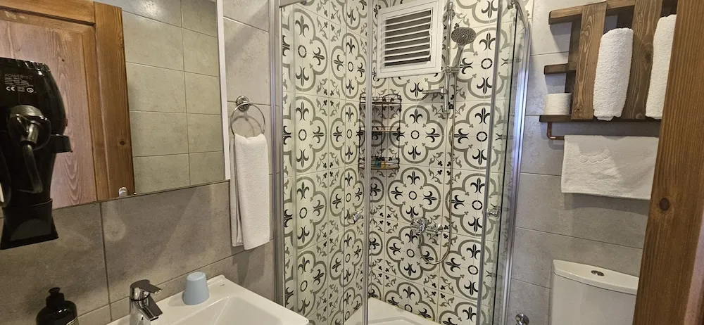 Deluxe Tek Büyük Yataklı Oda, 1 Yatak Odası