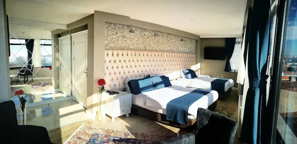 Deluxe Room with Panoramic Sea View