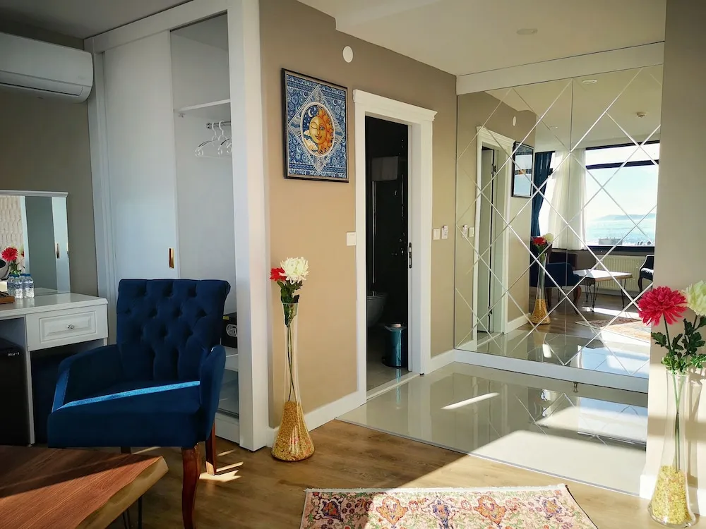 Deluxe Room with Panoramic Sea View