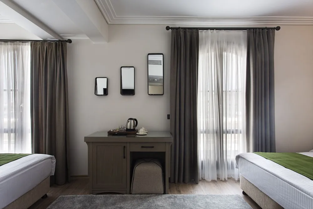 Deluxe Aile Odası, Balkonlu ve Deniz Manzaralı