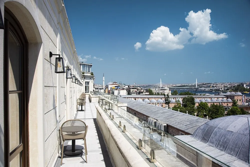 Deluxe Oda, Balkon, Deniz Manzaralı