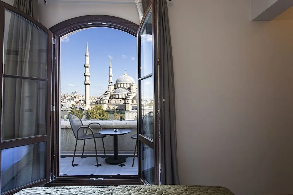 Deluxe Oda, Balkon, Deniz Manzaralı