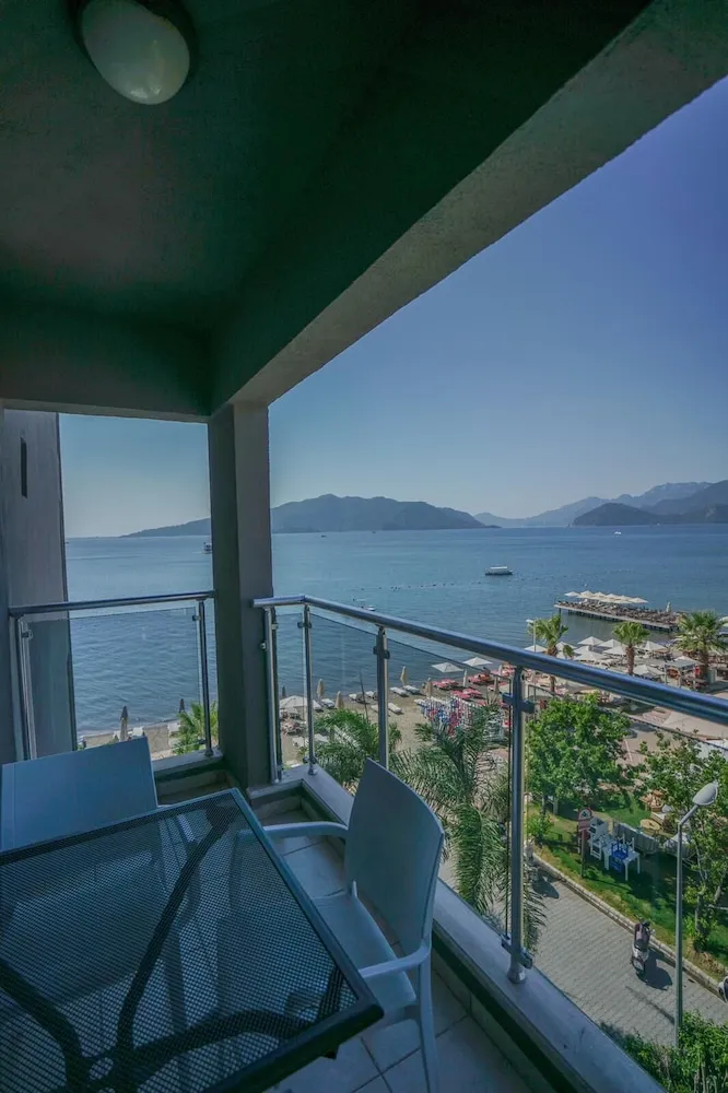 Side Sea View Room