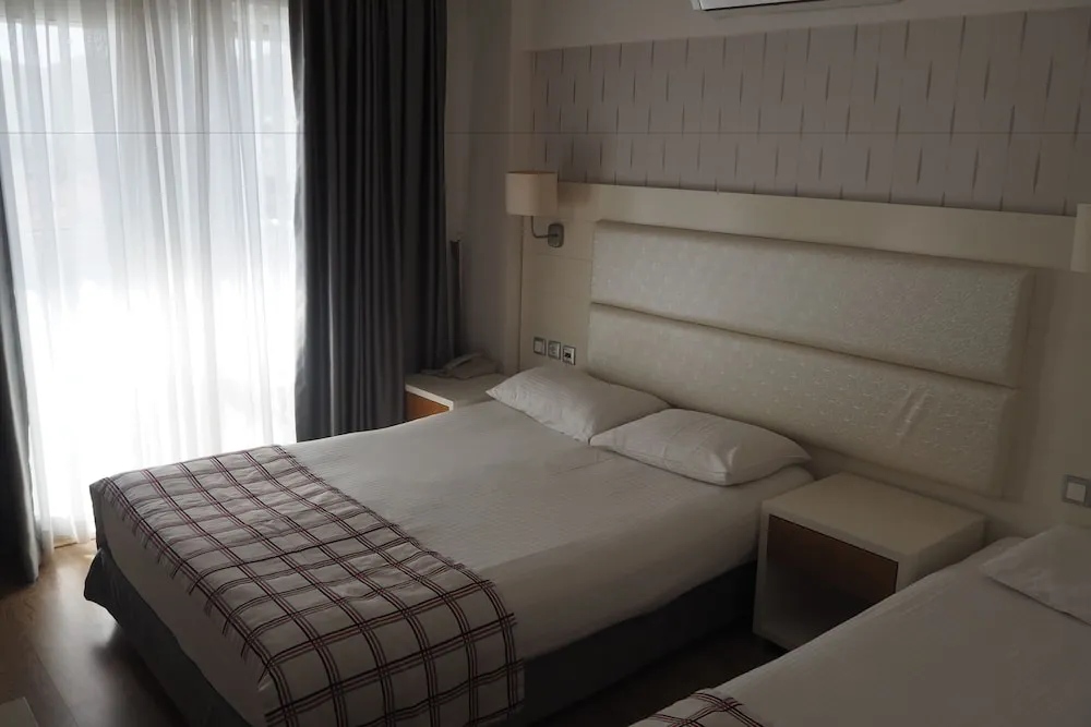 Side Sea View Room