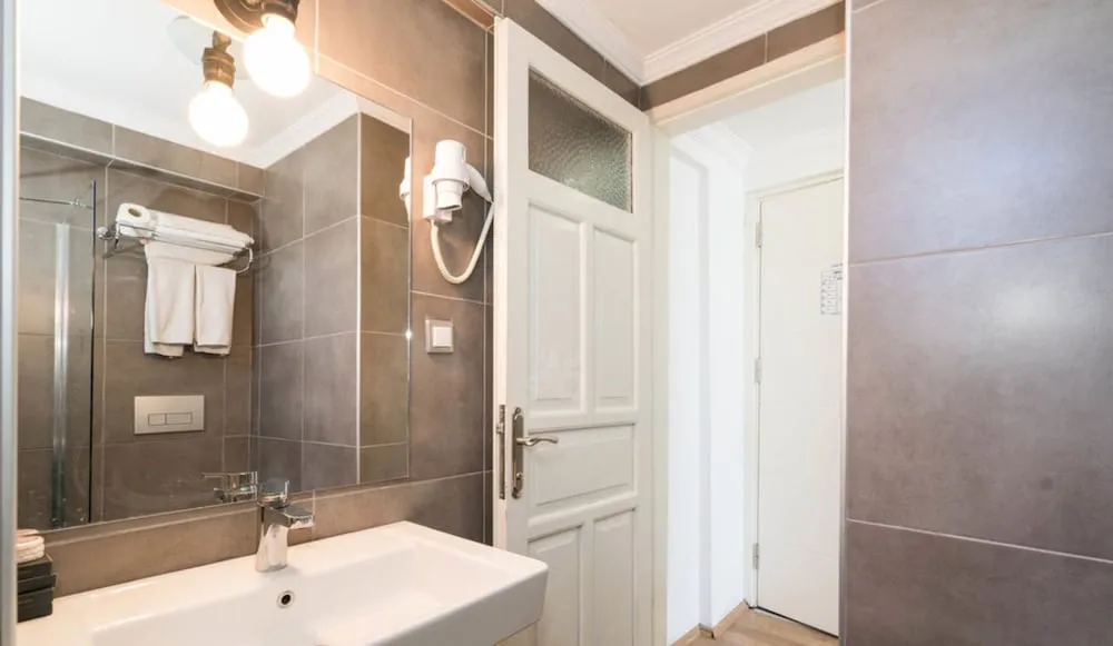 Direct Sea View Room