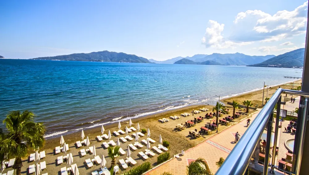 Direct Sea View Room