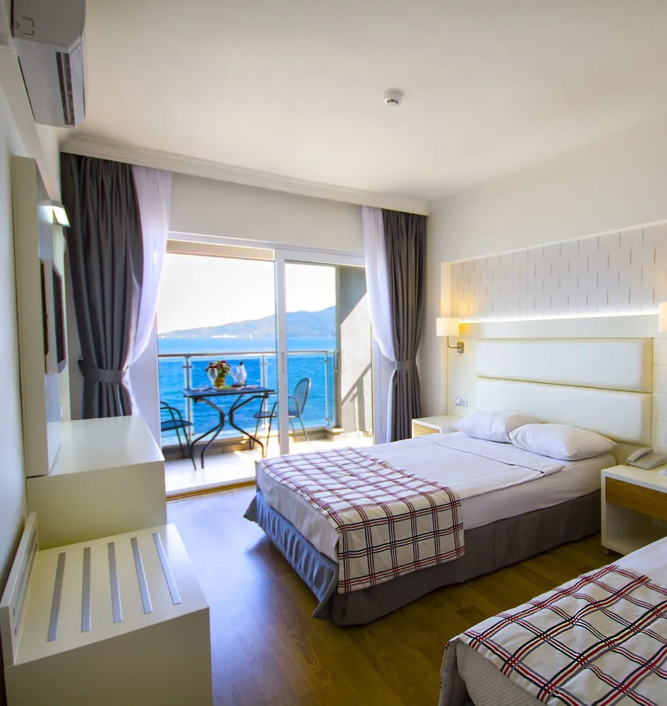 Direct Sea View Room